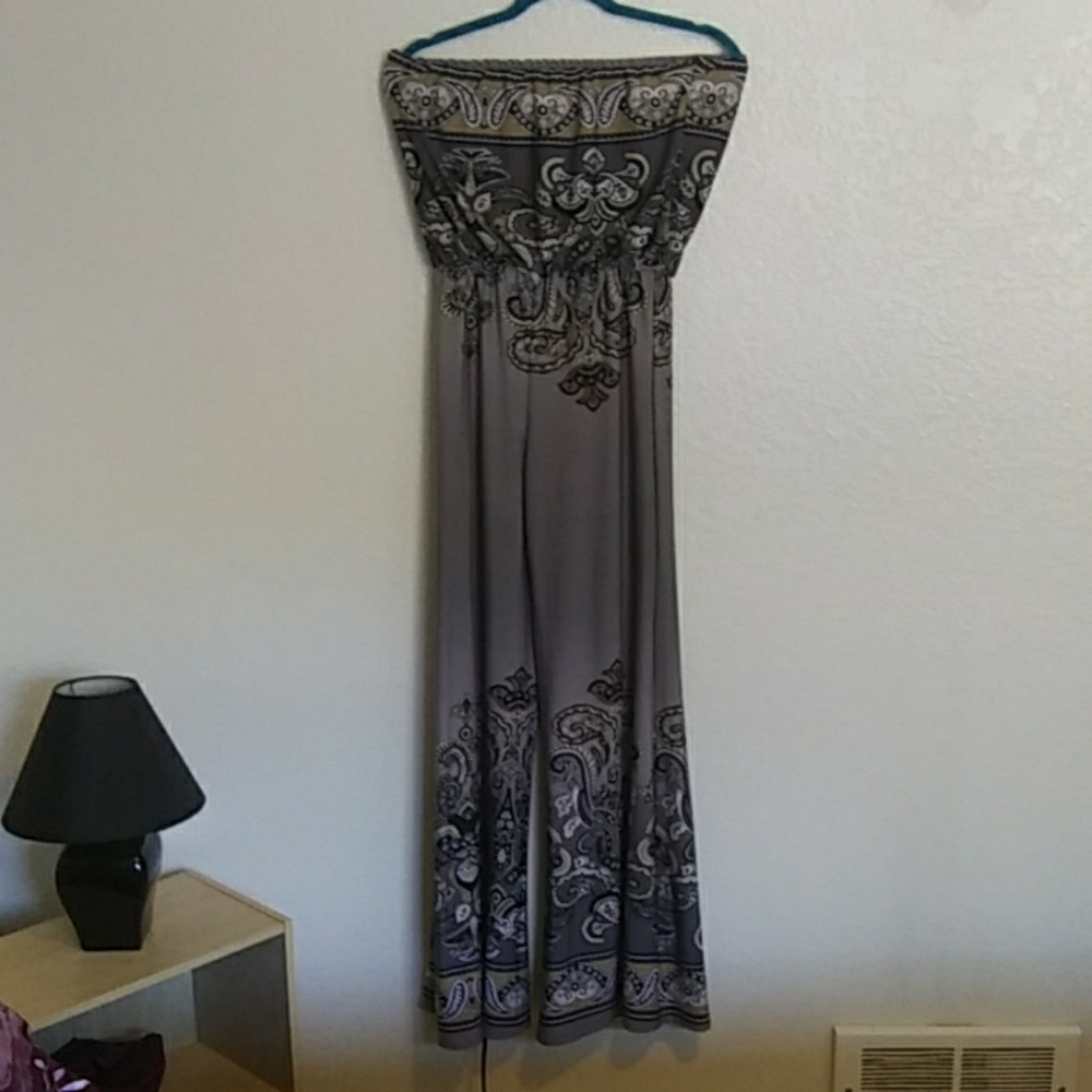 Elegant off-the-shoulder jumpsuit
